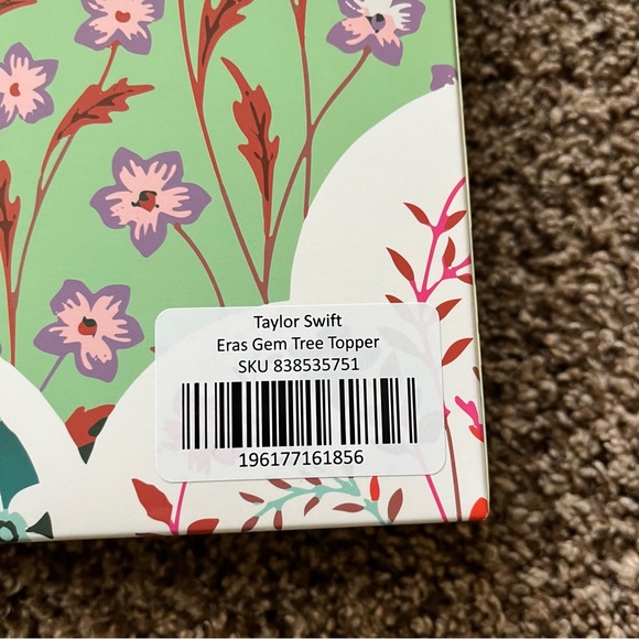 NEW Taylor Swift Bejeweled Tree Topper - Picture 3 of 5